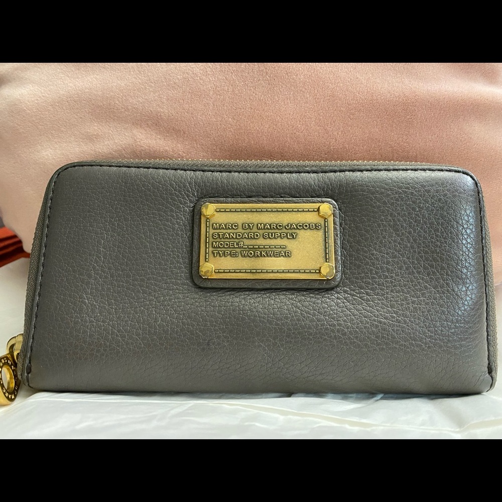 Marc Jacobs Long Wallet (gray)